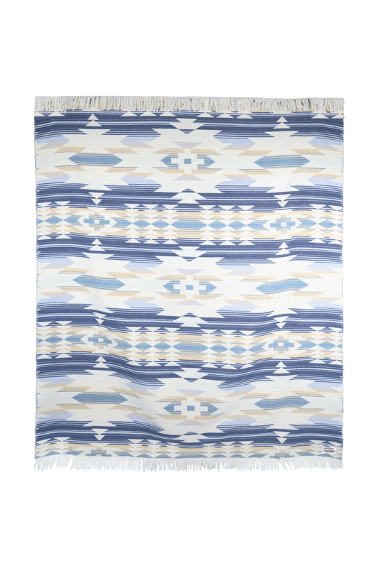 Pure Western Jesse Throw Rug - Natural Blue