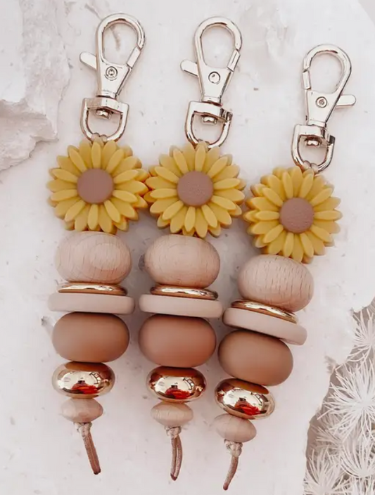 Lazy Daisy Keychain - Sunny