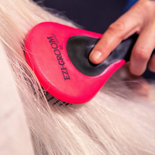 Shires EZI-GROOM Grip Mane & Tail Brush Pink - SEEG1366P