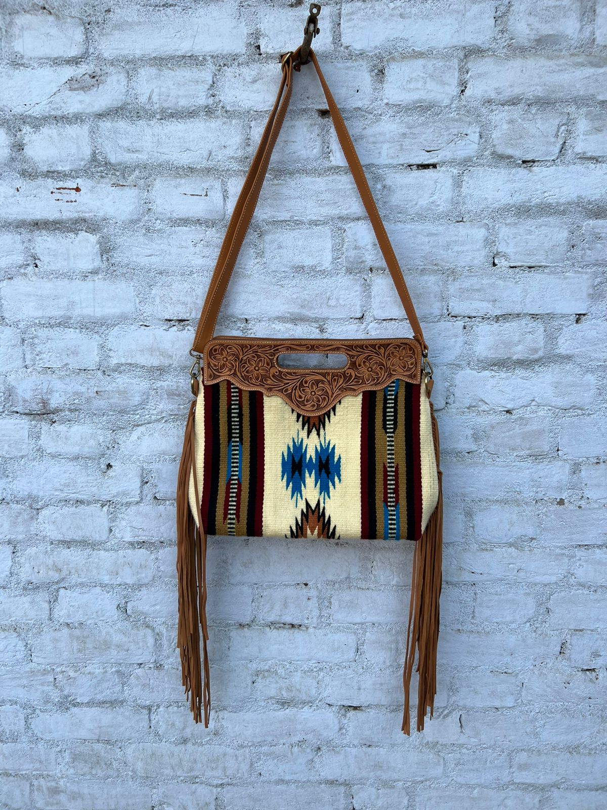 The Design Edge Tooled White Saddle Blanket Bag- TSB03B- Brown Tooled Leather