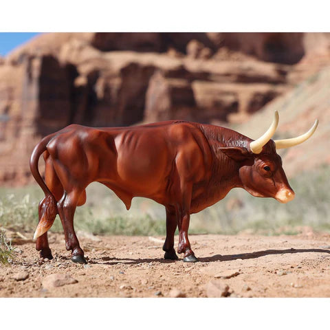 Breyer Traditional Texas Longhorn Bull - TBT10329