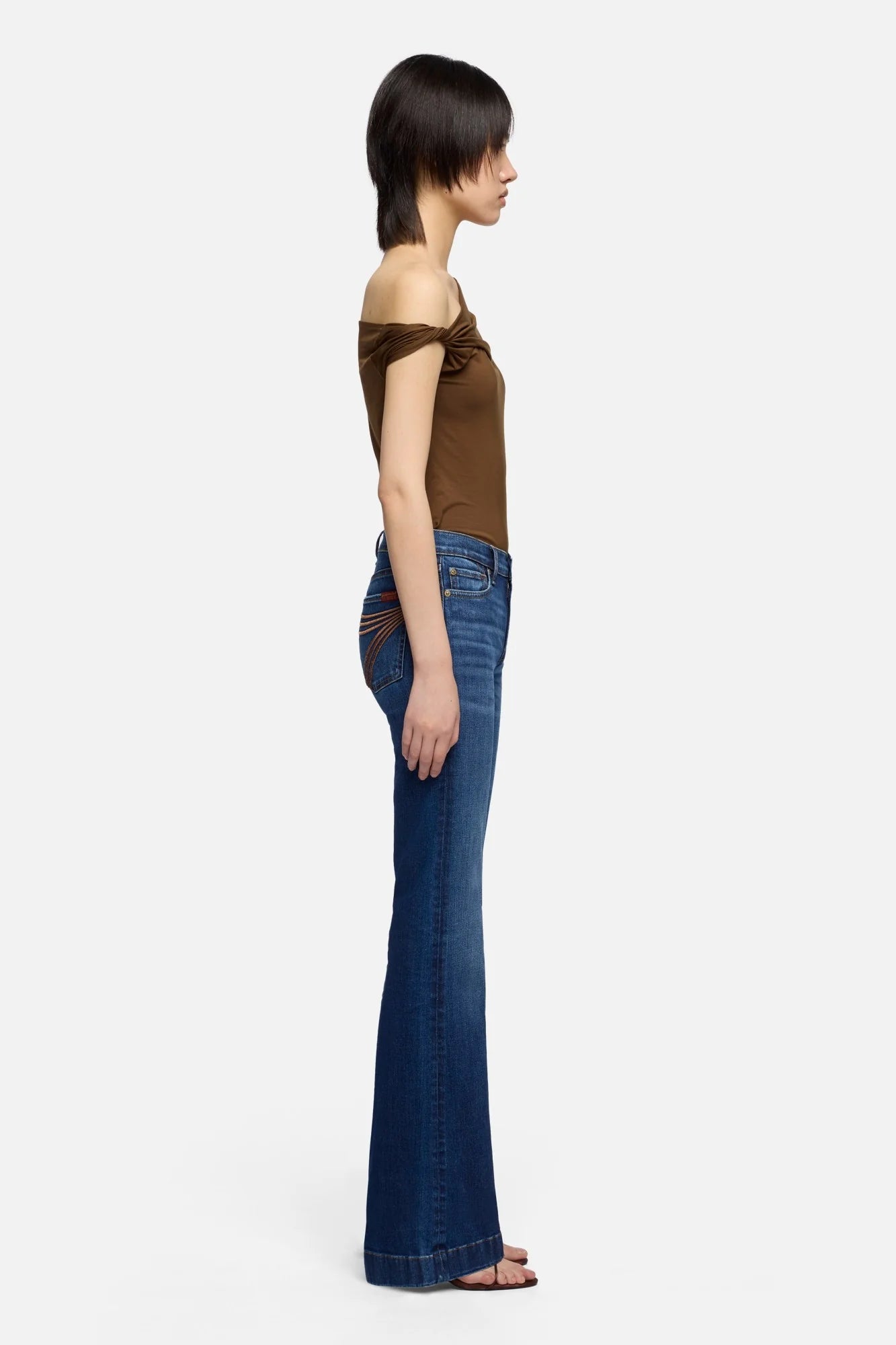 7 for all mankind DOJO in Slim Illusion - Tailorless - Loom - 7U31744A-3DJ