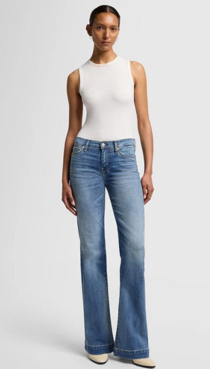 7 for all mankind Ladies DOJO Distress Authentic Light Update