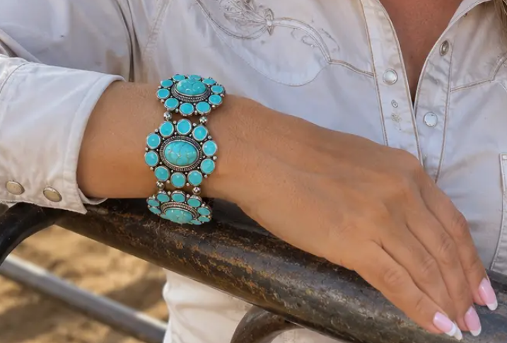 Oval Fashion Turquoise Bracelet - RDJB200
