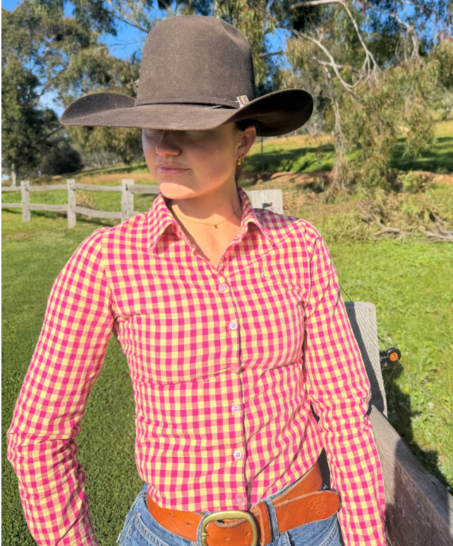 Lime & Soda Ivy L/S Shirt - Pink Yellow Check/Tailored Back Darts