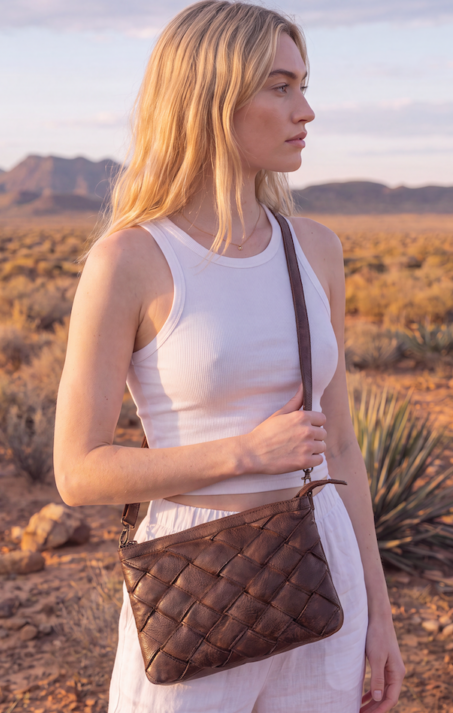 The Design Edge Ladies Dublin Brown Woven Washed Leather Double Sling Bag