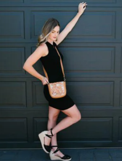 The Design Edge Catania – Tan & White Cowhide and Tooled Cutwork Leather Flap Bag
