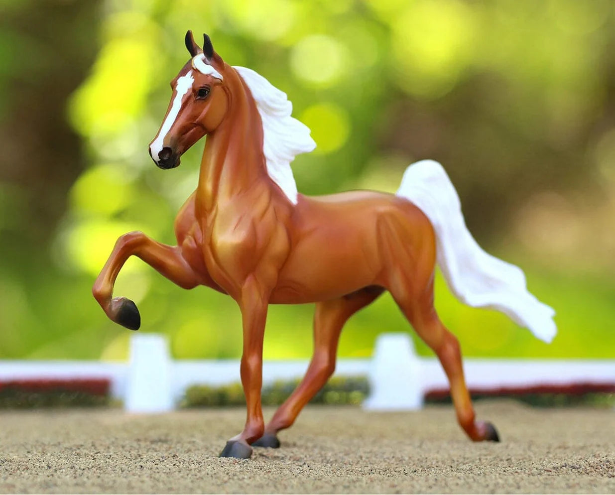 Breyer Freedom Palomino Saddlebred